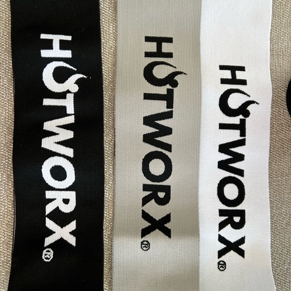HOTWORX Black Visor and Accessories Set - Picture 2 of 7